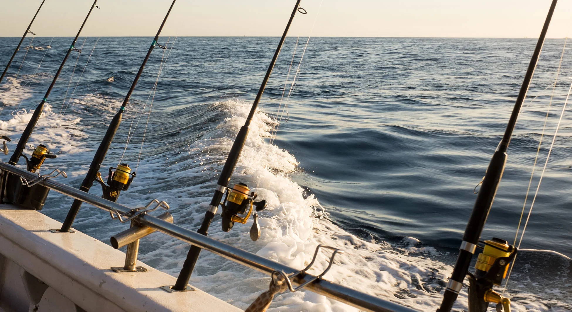 Framsida -FISKESPÖN Försäljningsbutik outcast banner 03
